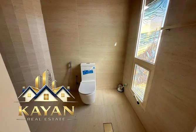 156449102 - Property Image 3