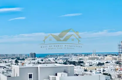 Apartment - 1 Bedroom - 2 Bathrooms for rent in Jumeirah Garden City - Al Satwa - Dubai