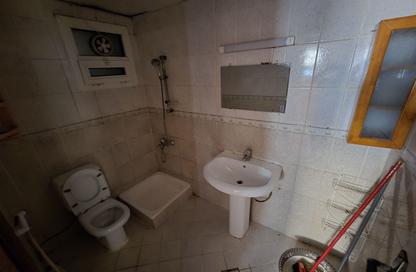 Apartment - 1 - 1 for rent in Fire Station Road - Muwaileh - Sharjah