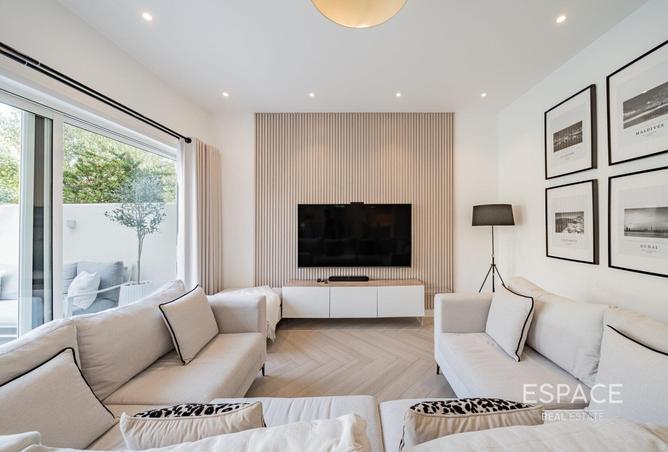 62056172 - Property Image 3