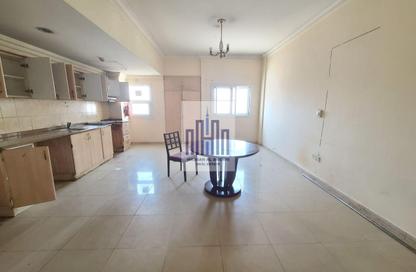 Apartment - Studio - 1 Bathroom for rent in Fire Station Road - Muwaileh - Sharjah