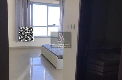 Apartment - 2 Bedrooms - 4 Bathrooms for sale in Corniche Tower - Ajman Corniche Road - Ajman