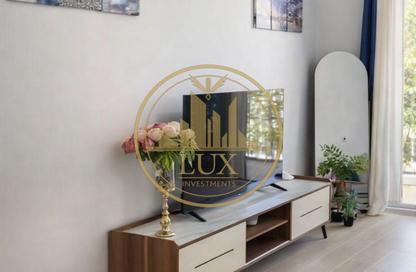 Apartment - 1 Bedroom - 1 Bathroom for sale in Waters Edge - Yas Island - Abu Dhabi Apartment - 1 Bedroom - 1 Bathroom for sale in Waters Edge - Yas Island - Abu Dhabi