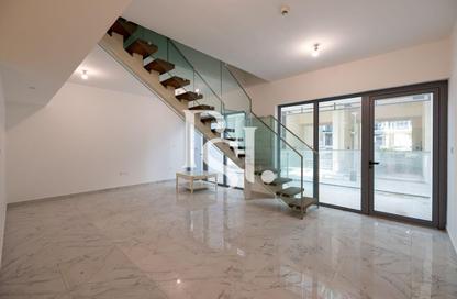 Apartment - 4 Bedrooms - 5 Bathrooms for sale in Oasis Residences - Masdar City - Abu Dhabi