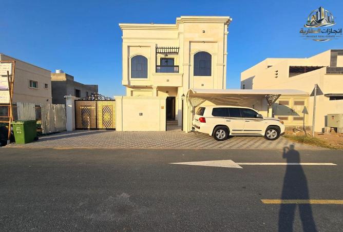 72305910 - Property Main Image