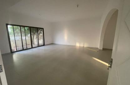 Villa - 3 - 4 for rent in Al Marwa Tower 1 - Al Marwa Towers - Cornich Al Buhaira - Sharjah Villa - 3 - 4 for rent in Al Marwa Tower 1 - Al Marwa Towers - Cornich Al Buhaira - Sharjah