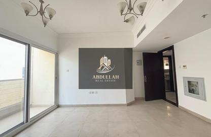 Apartment - 1 Bedroom - 2 Bathrooms for rent in Muwaileh 3 Building - Muwaileh - Sharjah
