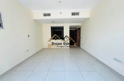 Apartment - 1 Bedroom - 2 Bathrooms for rent in Liwa Residence - Dubai Silicon Oasis - Dubai