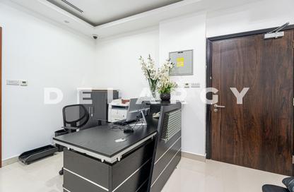 Office Space - Studio for sale in Silver Tower (Ag Tower) - JLT Cluster I - Jumeirah Lake Towers - Dubai Office Space - Studio for sale in Silver Tower (Ag Tower) - JLT Cluster I - Jumeirah Lake Towers - Dubai