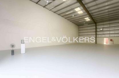 Warehouse - Studio for rent in Building 12 - Dubai Investment Park 2 (DIP 2) - Dubai Investment Park (DIP) - Dubai