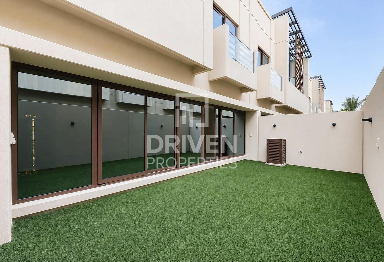 Vastu | Well Maintained | Spacious Layout photo 23