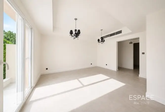 164586624 - Property Image 3