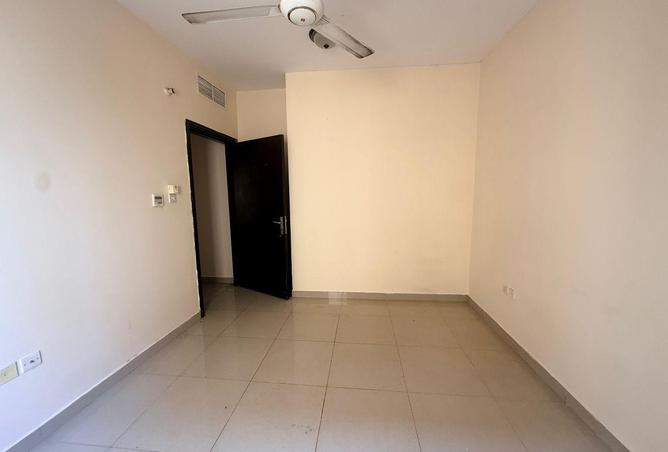 60529203 - Property Image 2