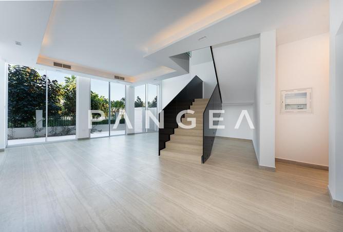 16001025 - Property Image 3