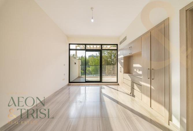 106863701 - Property Image 2
