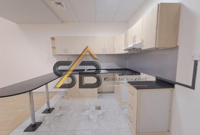 82822116 - Property Image 3