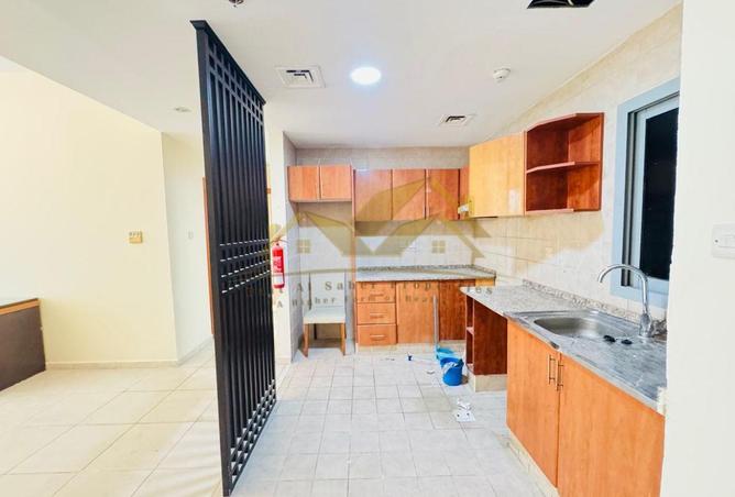 76593716 - Property Image 3