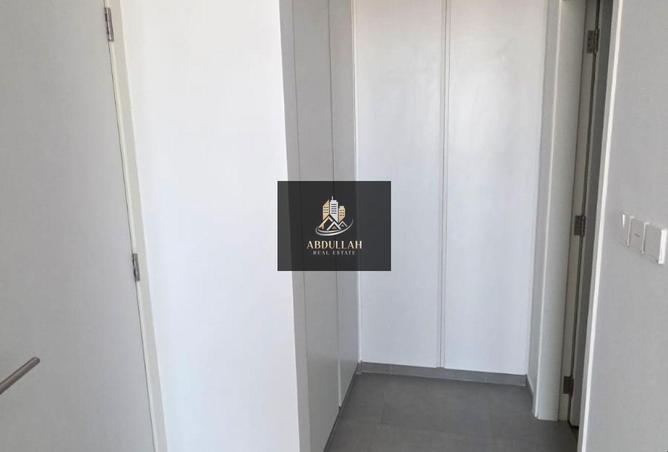 82823853 - Property Image 3