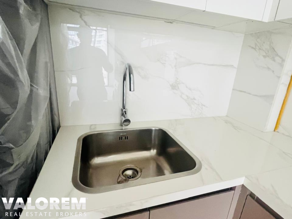 UNFURNISHED 2BR | VACANT | SPACIOUS LAYOUT — image 9