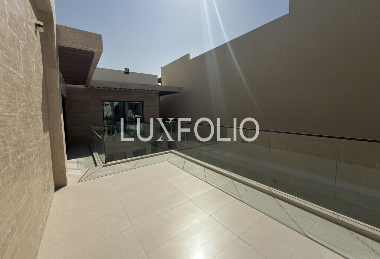 Large Layout | Vacant | Private Pool photo 23