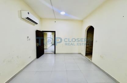 Apartment - 2 Bedrooms - 2 Bathrooms for rent in Al Jimi - Al Ain