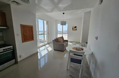 شقة - غرفة نوم - 2 حمامات للايجار في برج  ب - ليك سايد ريزيدنس - مدينة دبي للإنتاج (اي ام بي زد) - دبي