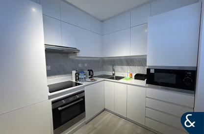 Apartment - 1 Bedroom - 2 Bathrooms for sale in Sulafa Tower - Dubai Marina - Dubai