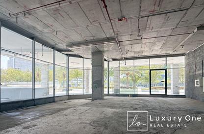 Shop - Studio for rent in The Paragon by IGO - Business Bay - Dubai