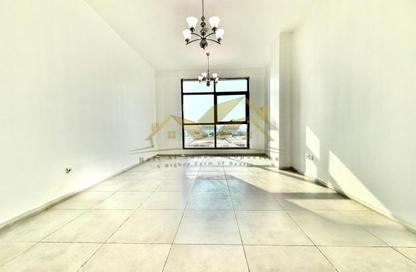 Apartment - 1 Bedroom - 2 Bathrooms for rent in Jumeirah Garden City - Al Satwa - Dubai