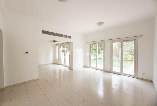 136070280 - Property Image 2