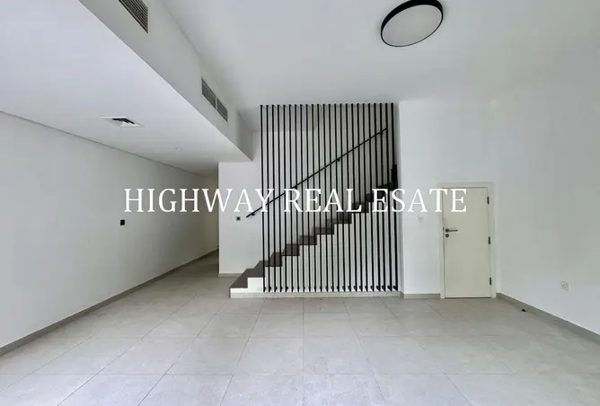151912463 - Property Image 2