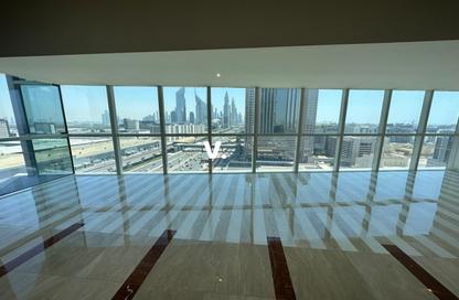 Apartment - 2 Bedrooms - 3 Bathrooms for rent in Sama Tower - Sheikh Zayed Road - Dubai