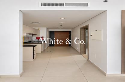 Apartment - Studio - 1 for rent in Al Waleed Garden 2 - Al Waleed Garden - Al Jaddaf - Dubai Apartment - Studio - 1 for rent in Al Waleed Garden 2 - Al Waleed Garden - Al Jaddaf - Dubai