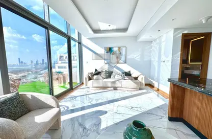 شقة - 3 غرف نوم - 5 حمامات للايجار في فرهاد عزيزي ريزيدنس - الجداف - دبي