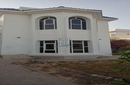 Villa - 5 Bedrooms - 4 Bathrooms for sale in Jumeirah 3 Villas - Jumeirah 3 - Jumeirah - Dubai