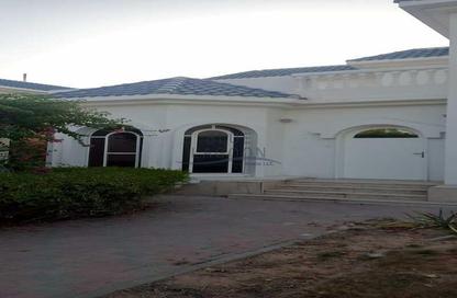 Villa - 5 Bedrooms - 4 Bathrooms for sale in Jumeirah 3 Villas - Jumeirah 3 - Jumeirah - Dubai