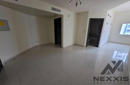 Apartment - 1 - 1 for rent in New Dubai Gate 1 - JLT Cluster Q - Jumeirah Lake Towers - Dubai