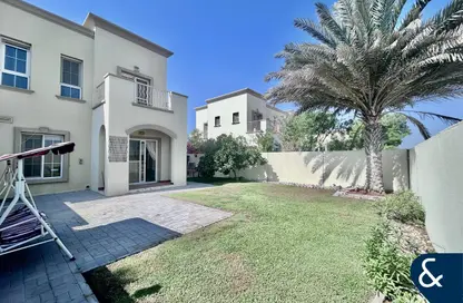 فيلا - 2 غرف نوم - 3 حمامات للايجار في الينابيع 6 - الينابيع - دبي