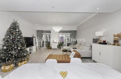 Apartment - 2 Bedrooms - 3 Bathrooms for rent in Al Sarrood - Shoreline Apartments - Palm Jumeirah - Dubai
