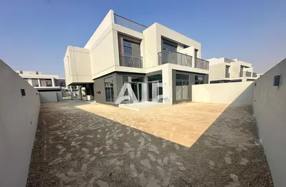 Villa - 4 Bedrooms - 4 Bathrooms for sale in The Pulse Beachfront 3 - The Pulse - Dubai South (Dubai World Central) - Dubai