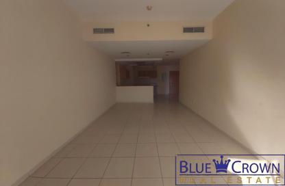 Apartment - 1 - 2 for rent in Hessa Home Building - Oud Metha - Bur Dubai - Dubai Apartment - 1 - 2 for rent in Hessa Home Building - Oud Metha - Bur Dubai - Dubai