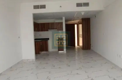 شقة - 1 حمام للايجار في مساكن الحمرا مارينا - قرية الحمرا - رأس الخيمة