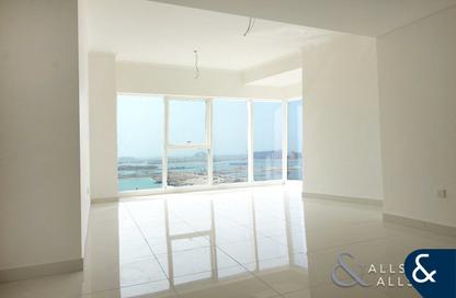 Apartment - 2 Bedrooms - 3 Bathrooms for sale in Damac Heights - Dubai Marina - Dubai