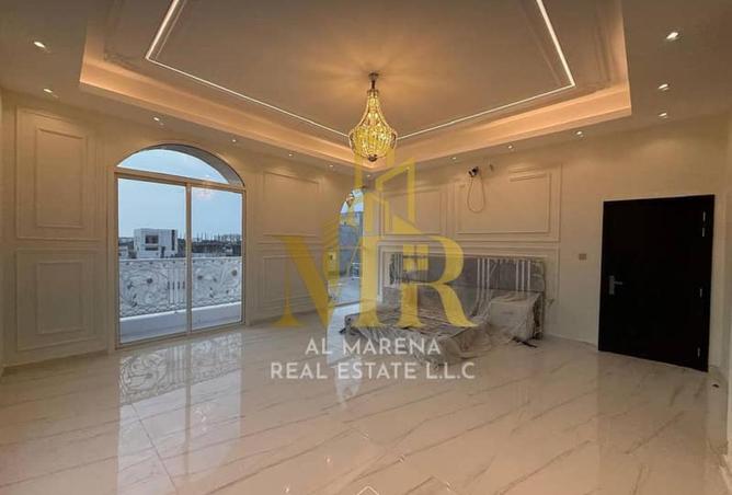 102842700 - Property Image 3