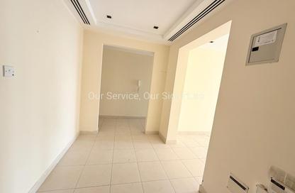 Apartment - 3 Bedrooms - 5 Bathrooms for rent in Al Mamzar - Al Mamzar - Sharjah - Sharjah Apartment - 3 Bedrooms - 5 Bathrooms for rent in Al Mamzar - Al Mamzar - Sharjah - Sharjah