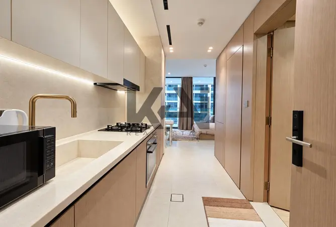 156895000 - Property Image 3