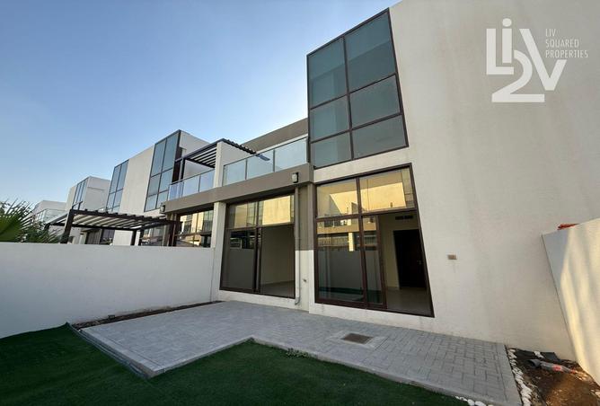 96955211 - Property Main Image