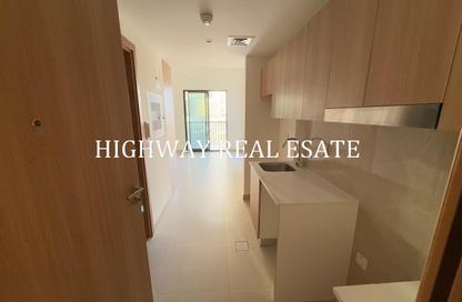 Apartment - Studio - 1 for rent in Rimal Residences - Maryam Island - Al Khan - Sharjah Apartment - Studio - 1 for rent in Rimal Residences - Maryam Island - Al Khan - Sharjah