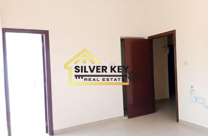 Apartment - Studio - 1 Bathroom for rent in Al Musalla - Sharjah