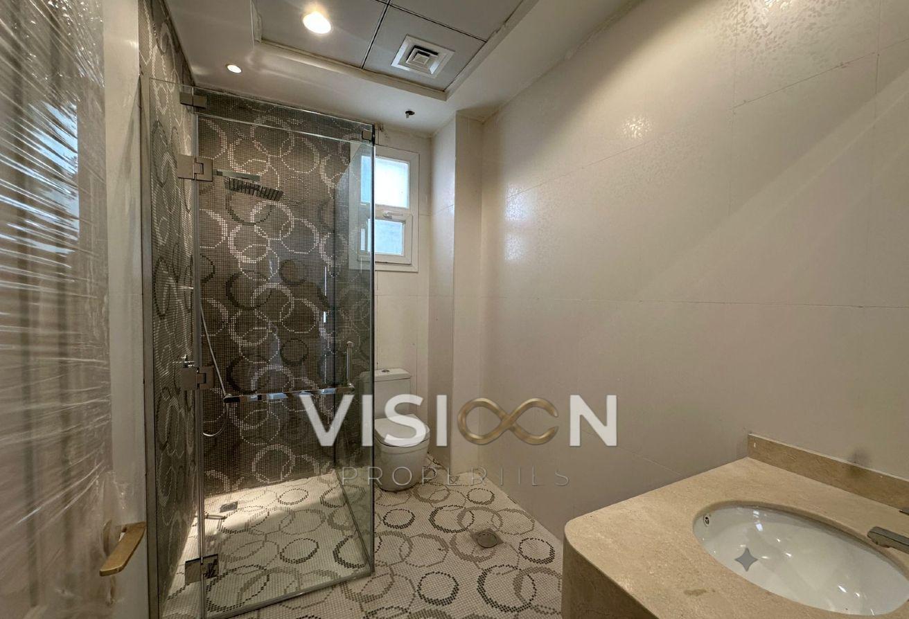 6BR villa - brand new - prime location photo 29